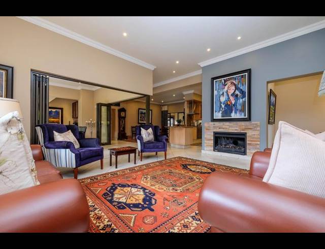 4 BEDROOM CLUSTER FOR SALE IN NORTHCLIFF